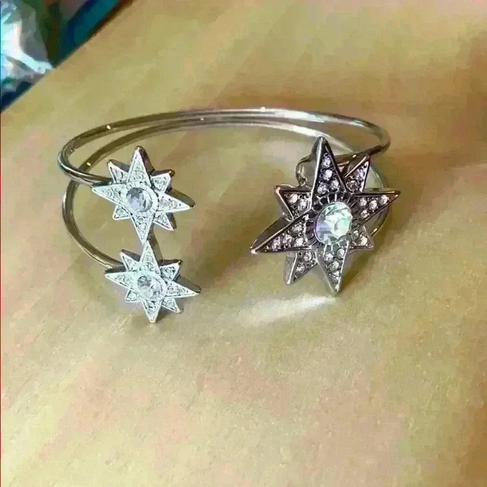 🏖️ Summer Jewelry Sale!! Cuff bracelet Silver stars ✨ - Picture 2 of 8